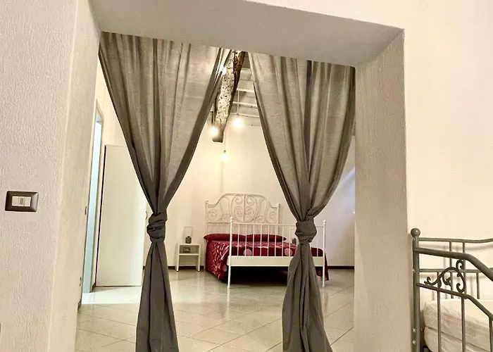 Lungolago Apartment *