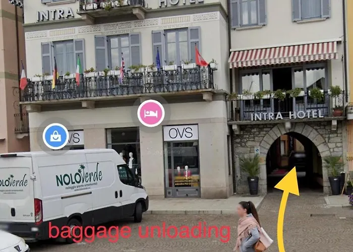 Lungolago Apartment *